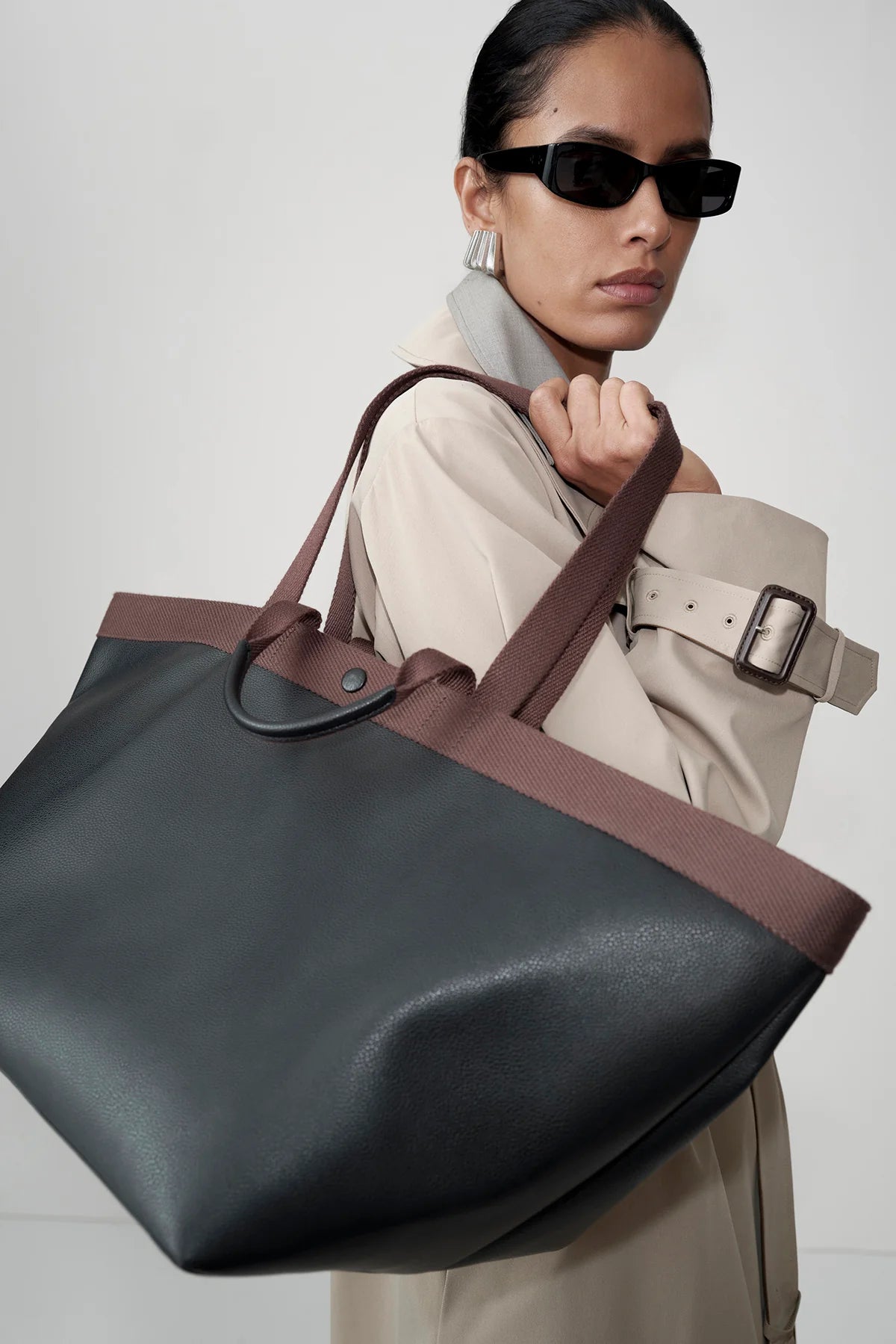 Soki Tote - Black/Choc