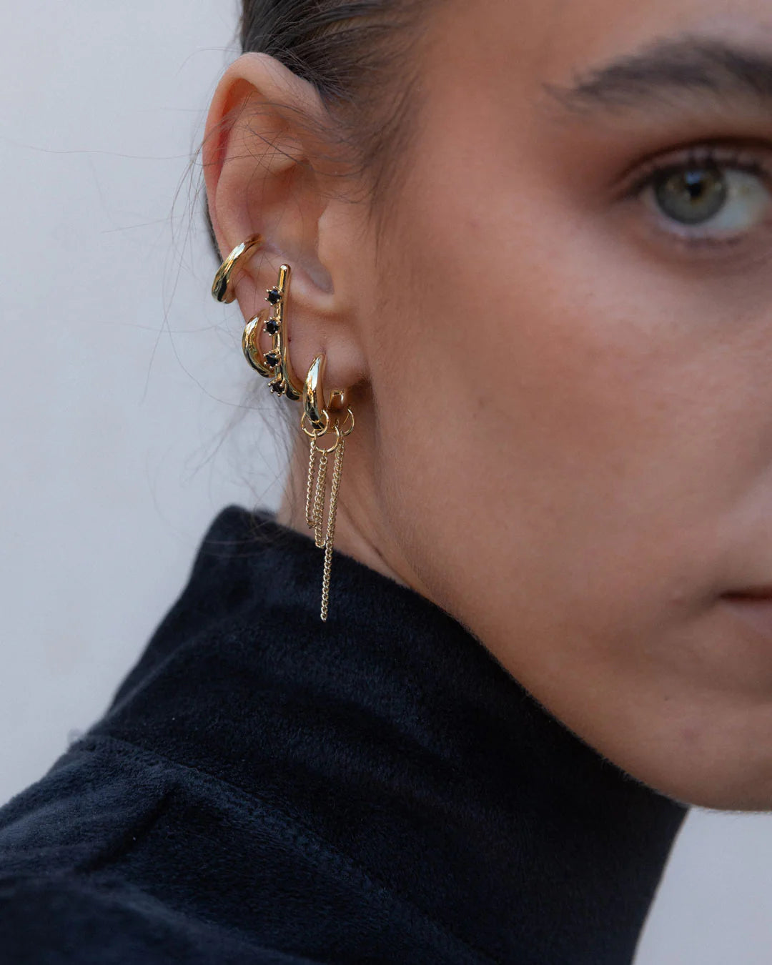 Mini Wonky Huggies - 18k Gold Plating