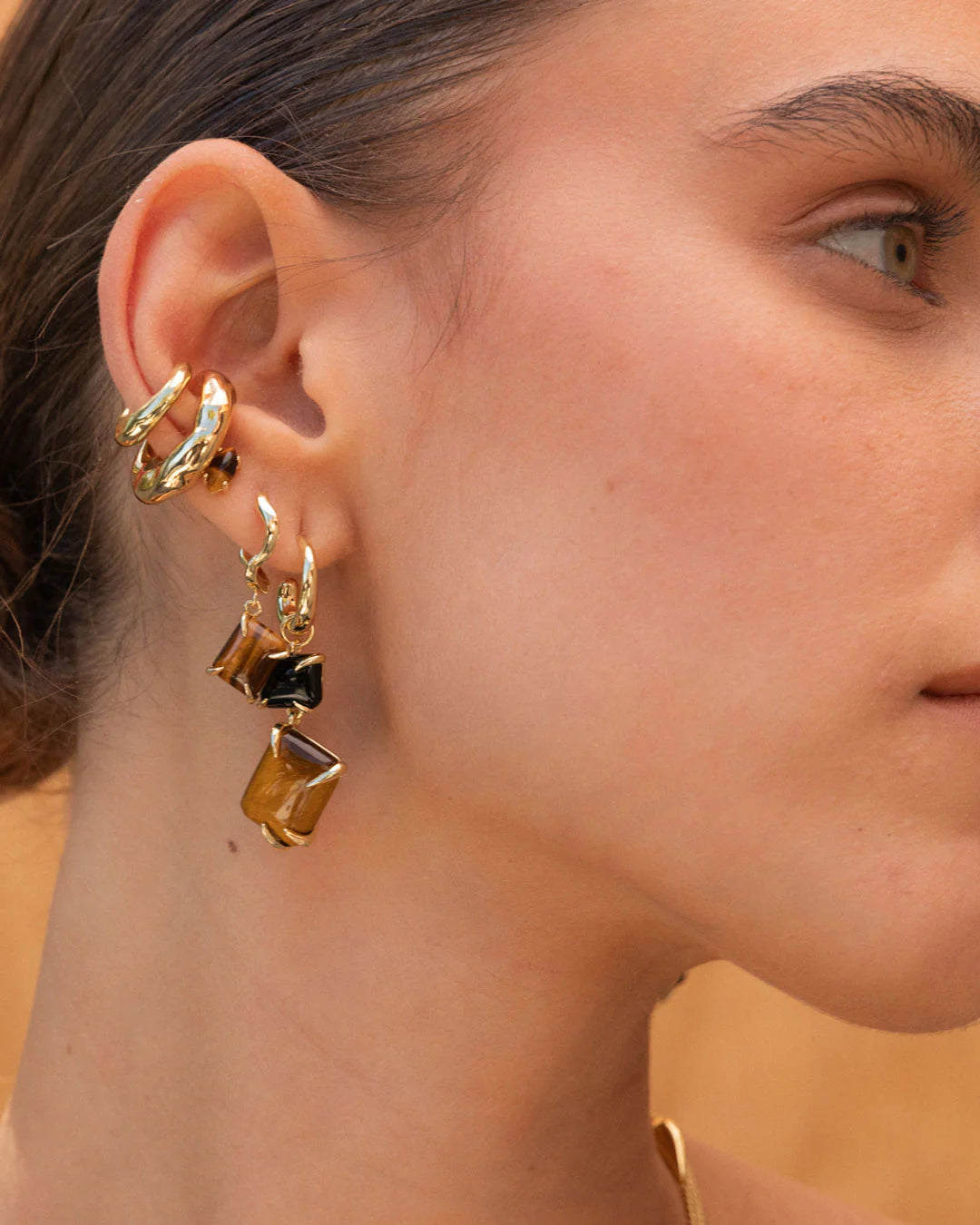Wave Huggies with Tigers Eye - 18k Gold