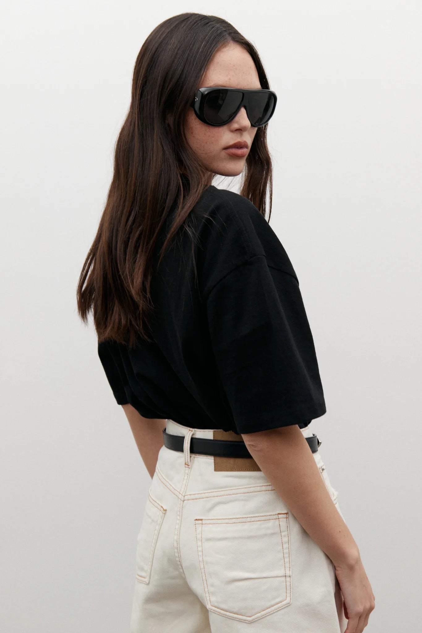 Jonas Boyfriend Tee - Black