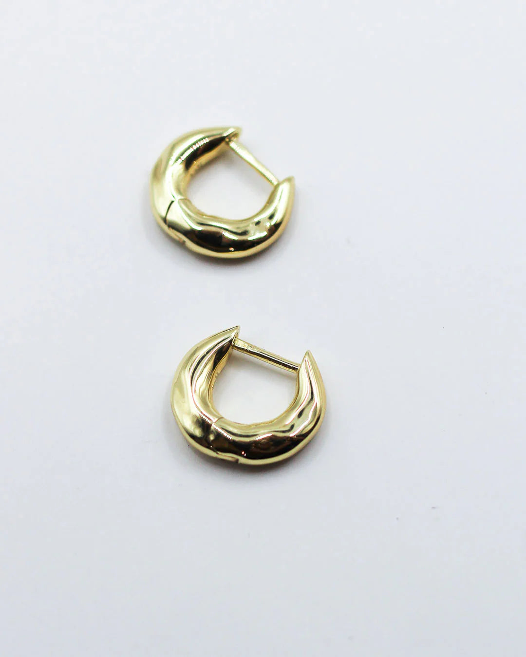 Mini Wonky Huggies - 18k Gold Plating