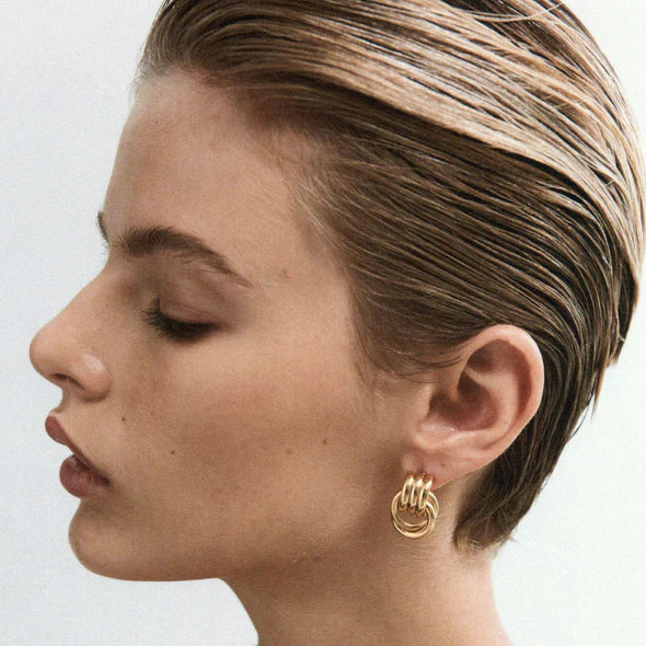 Baby Knot Earrings - Gold