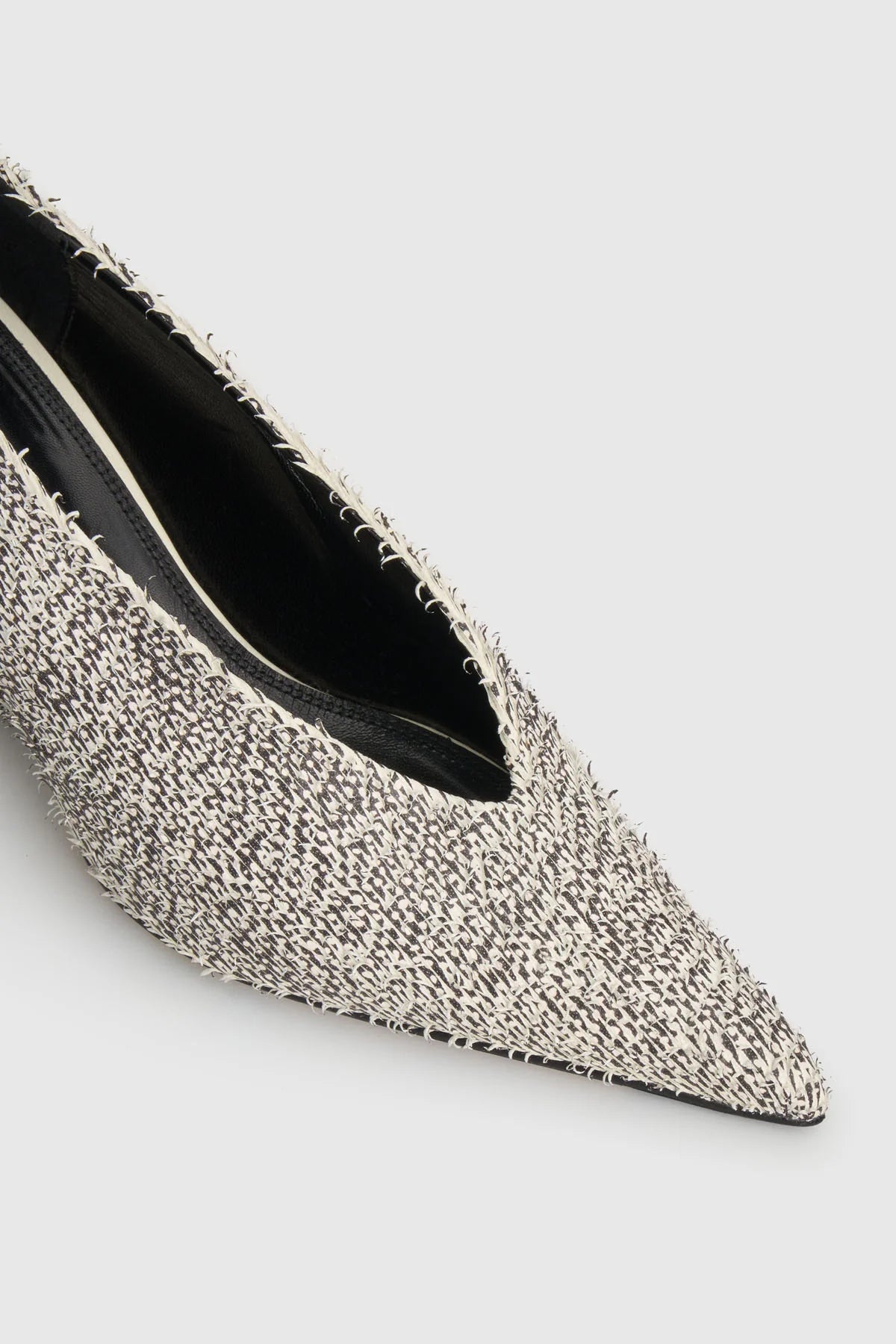 Rhys Two Tone Pump