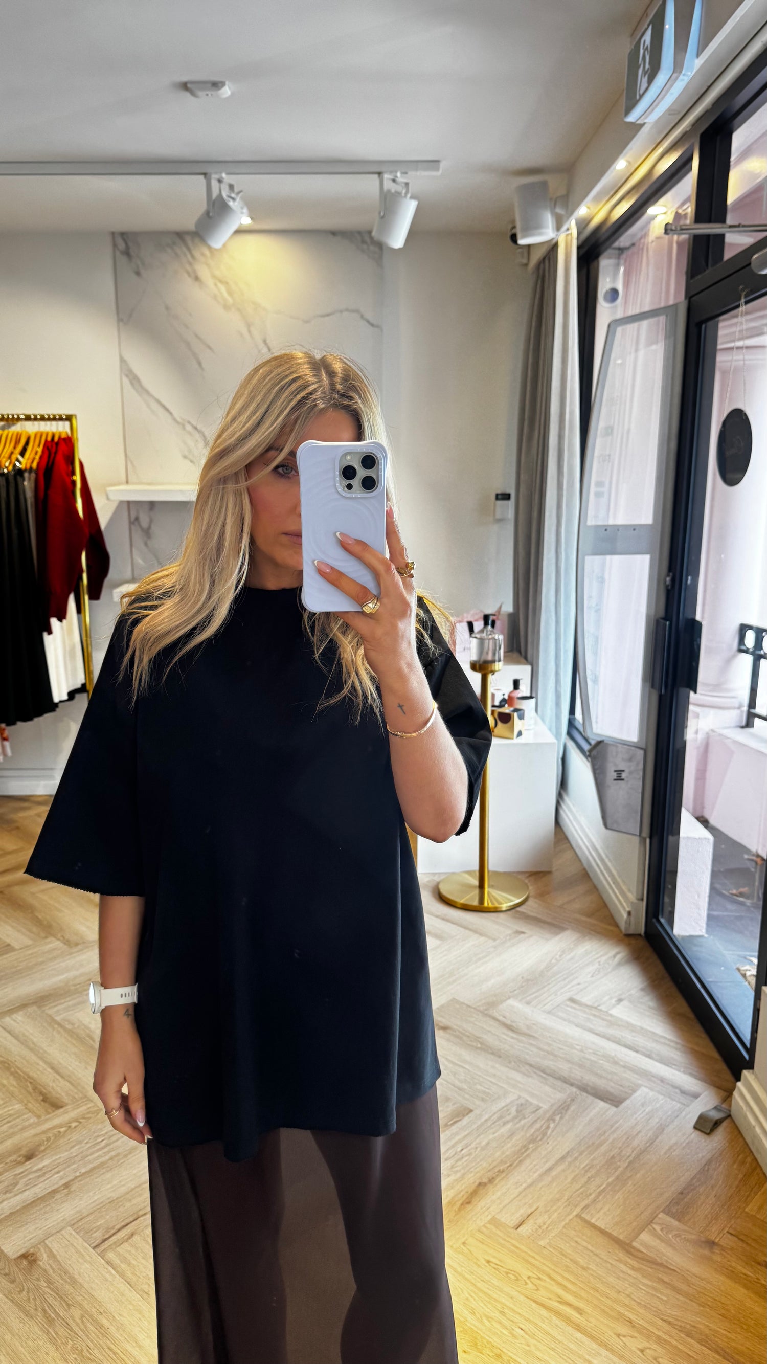 The Kelly Tee - Black