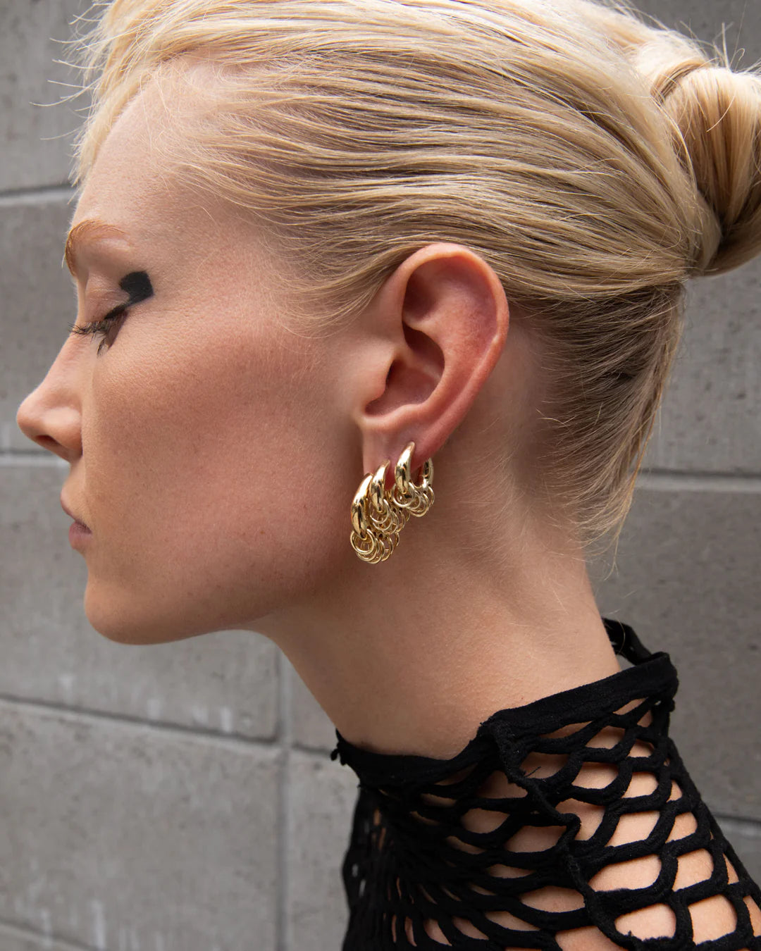 Pierced Hoops Earrings - 18k Gold Plating