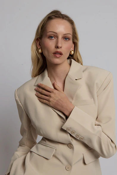 Prize Earrings - Cream/Gold