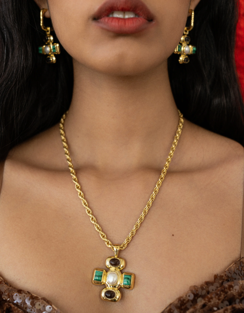 Shreya Necklace - Gold
