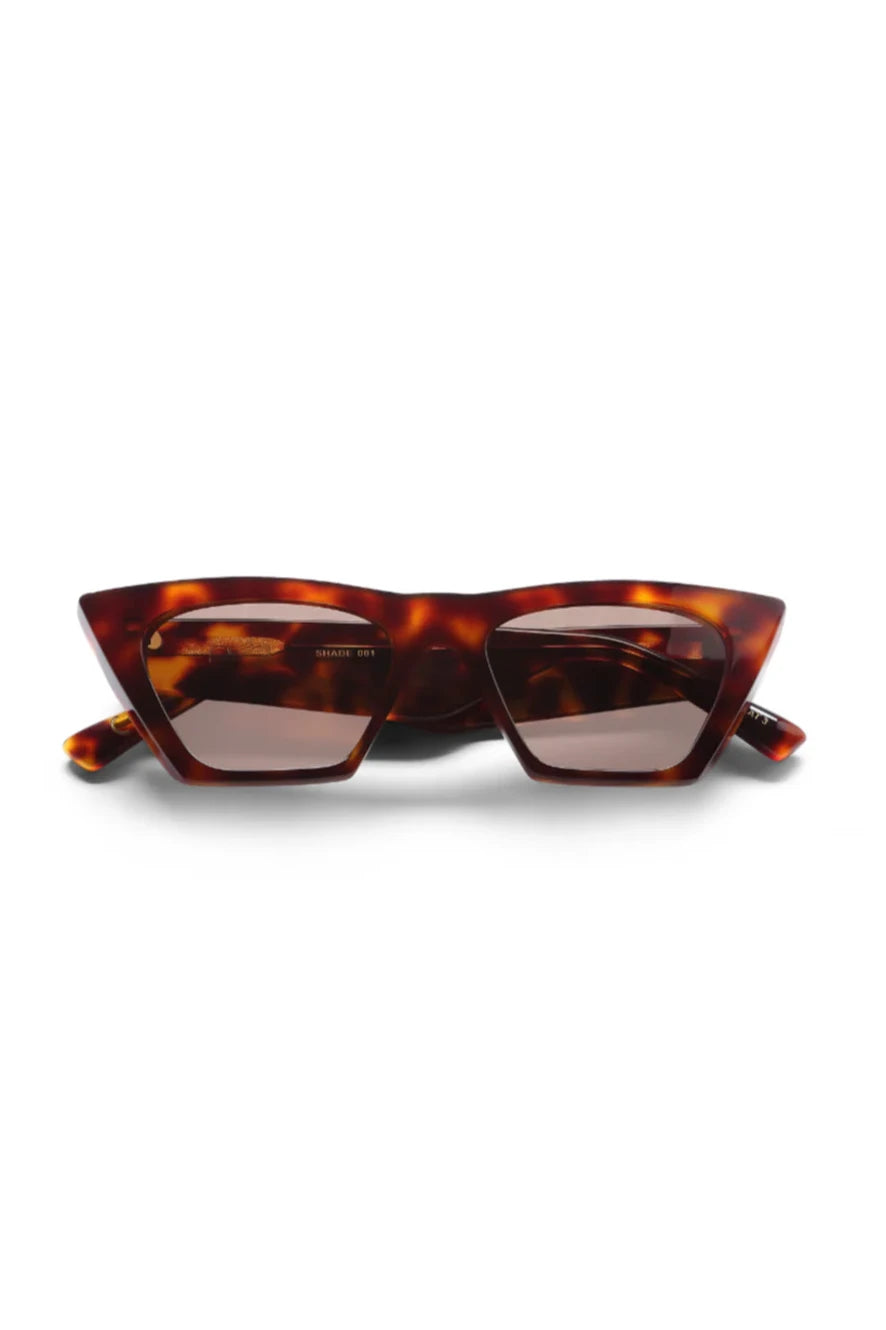 Shade 001 - Dart Tort + Brown