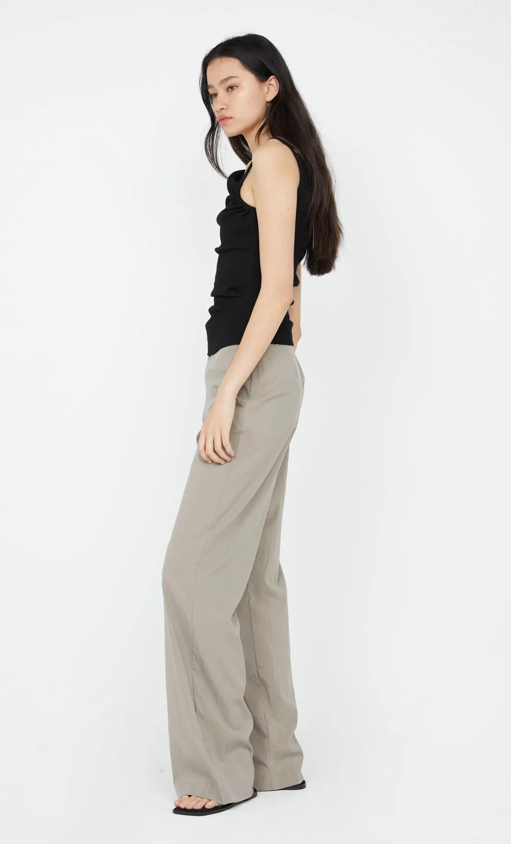 Leila Asym Top - Black