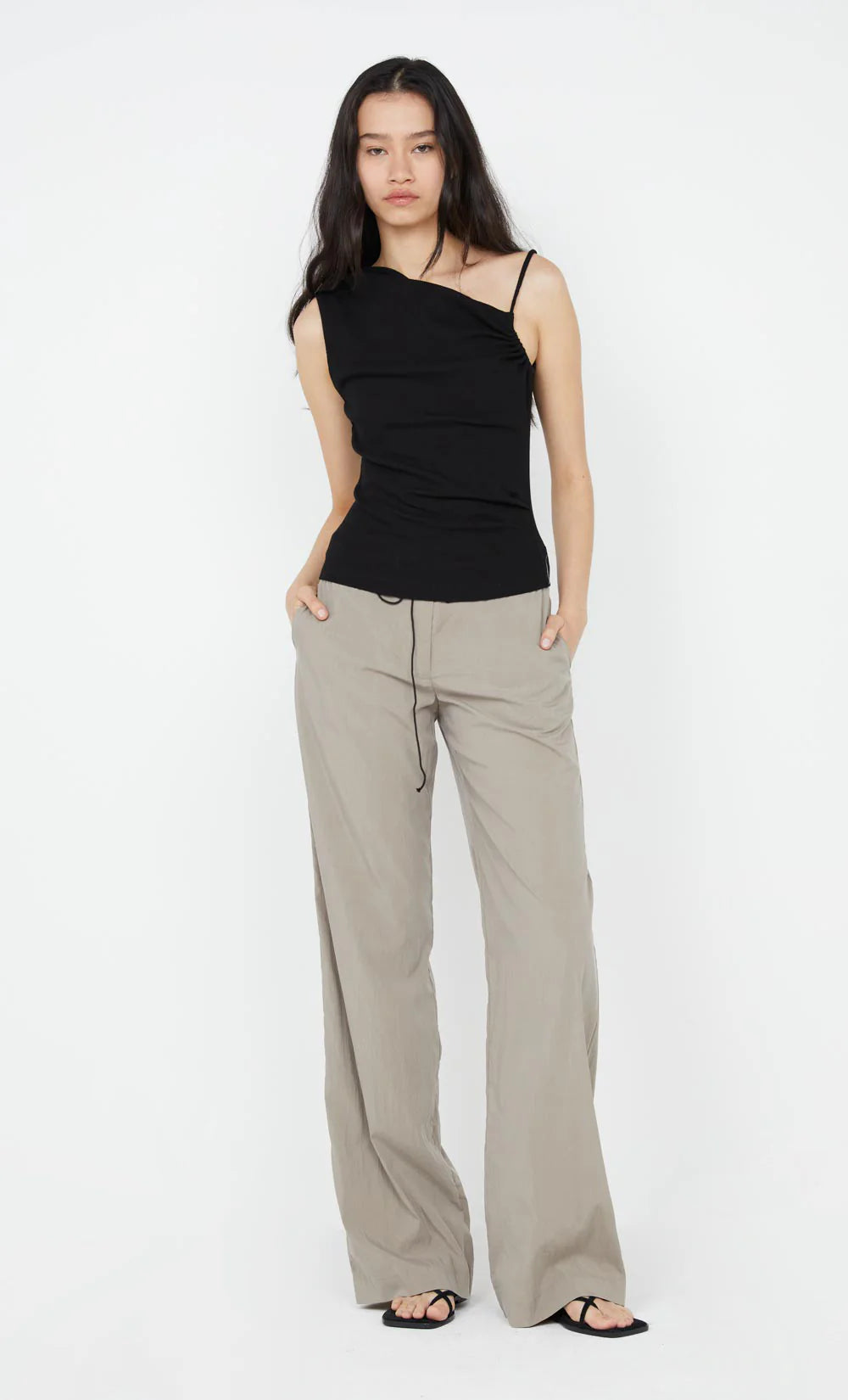 Leila Asym Top - Black